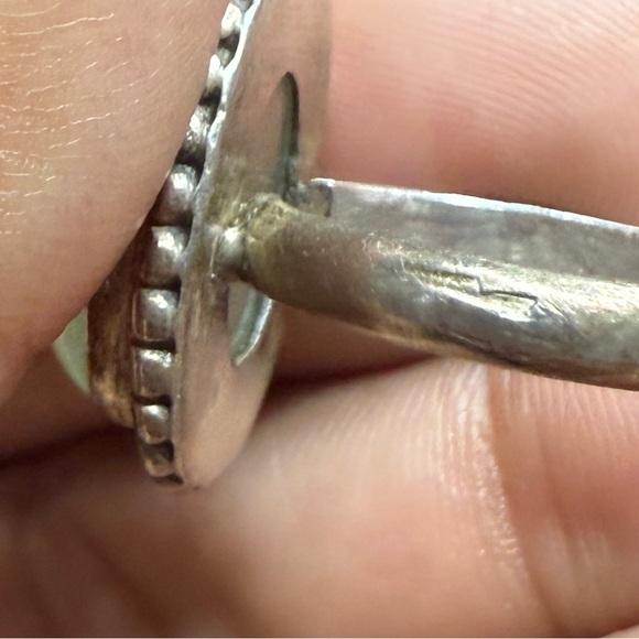 Vintage Sterling Silver Navajo Green Flourite Cabochon Oval Ring Sz 8 $229 - Picture 5 of 8